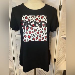 NWOT DKNY T-SHIRT